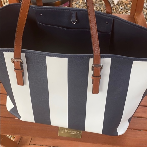 Michael Kors tote - Picture 2 of 6